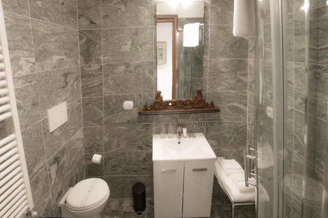 Aiello Suites Executive 9/29