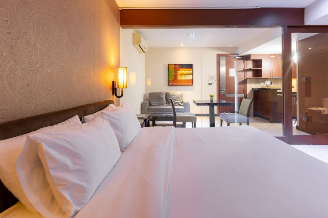 Sukhothai Hotel and Residence Ratchada 18/61