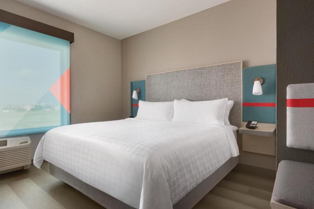 avid hotel Tuscaloosa – University Area 4/21