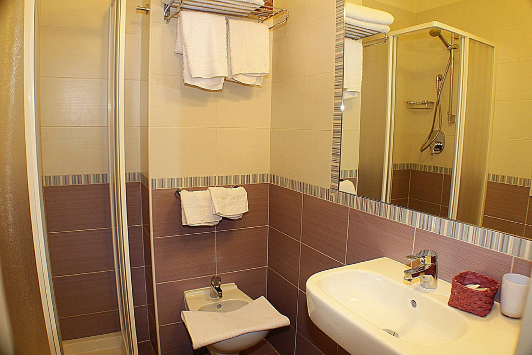 Hotel Jasmine 9/25