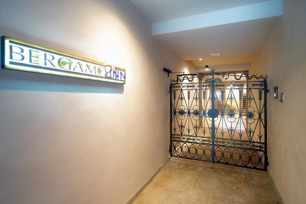 Bergamo Inn 21 5/29