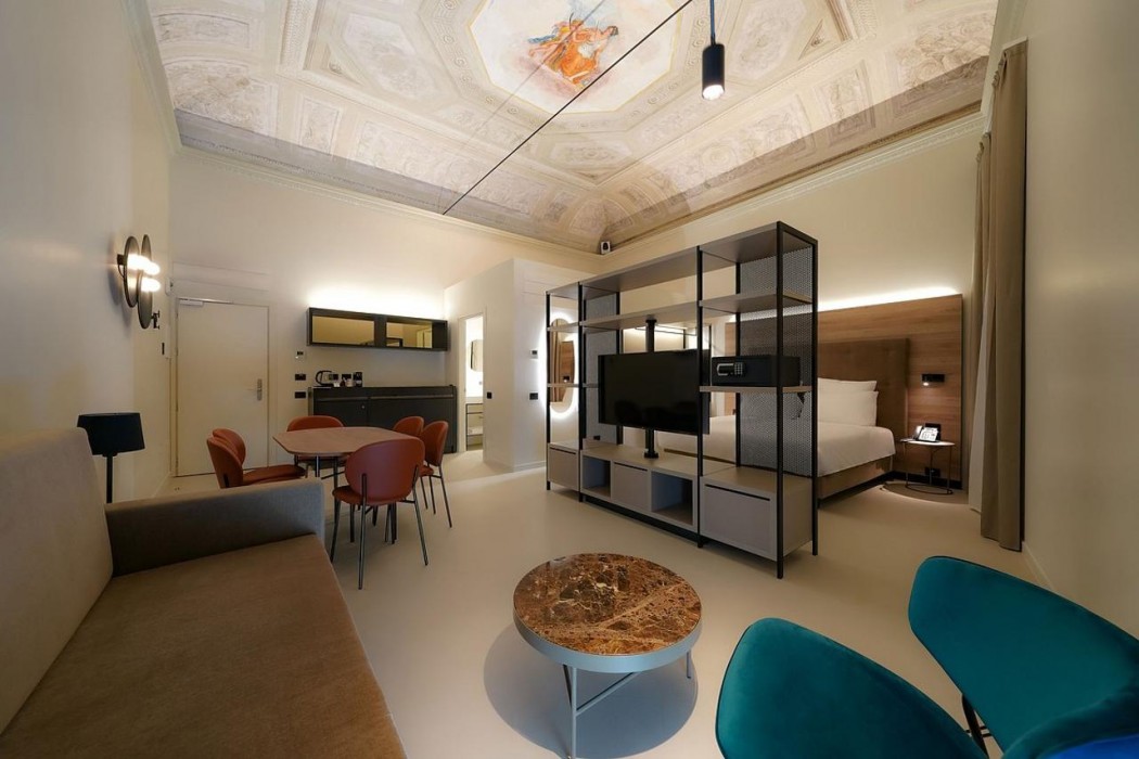 Bergamo Inn 21 10/29