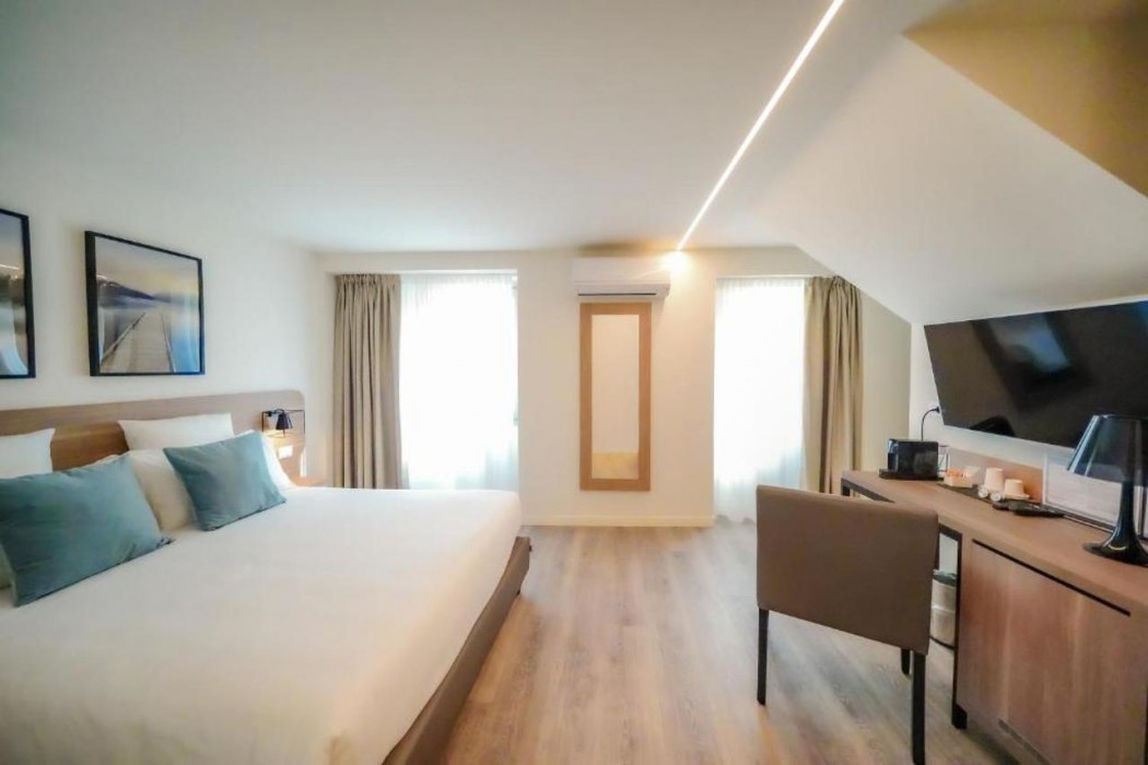 Bergamo Inn 15 6/45