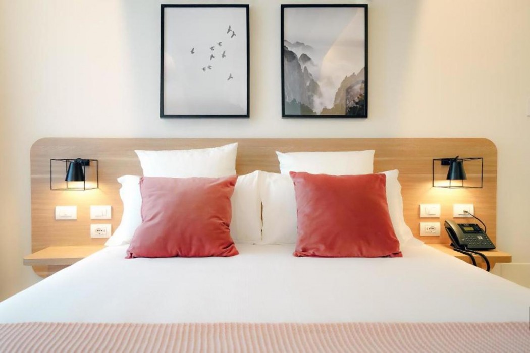 Bergamo Inn 15 7/45