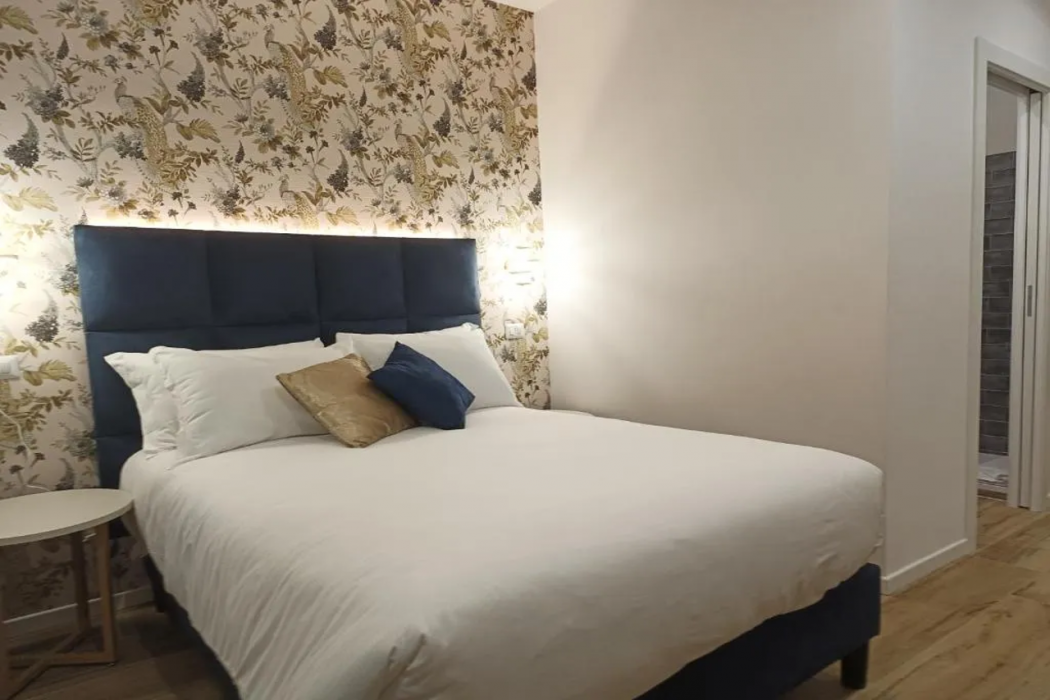 Romi Suite 5/38
