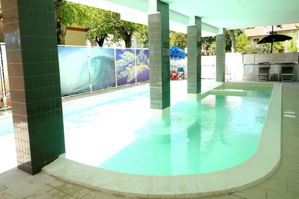 Color Metropolitan Family Hotel 18/33