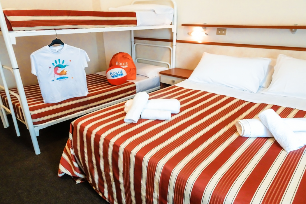 Color Metropolitan Family Hotel 9/33