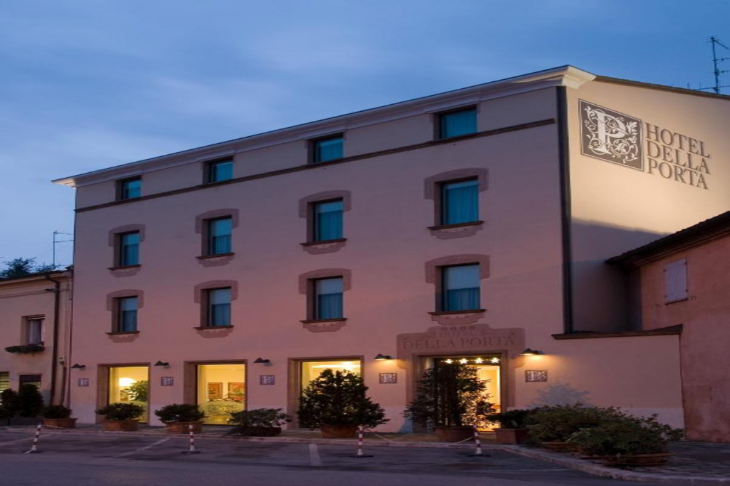 Hotel Della Porta 1/46