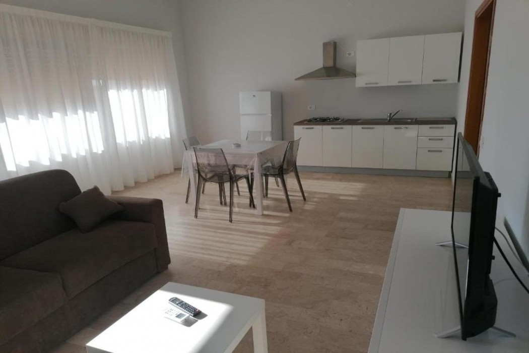 Zibibbo Beach Apartments 10/28