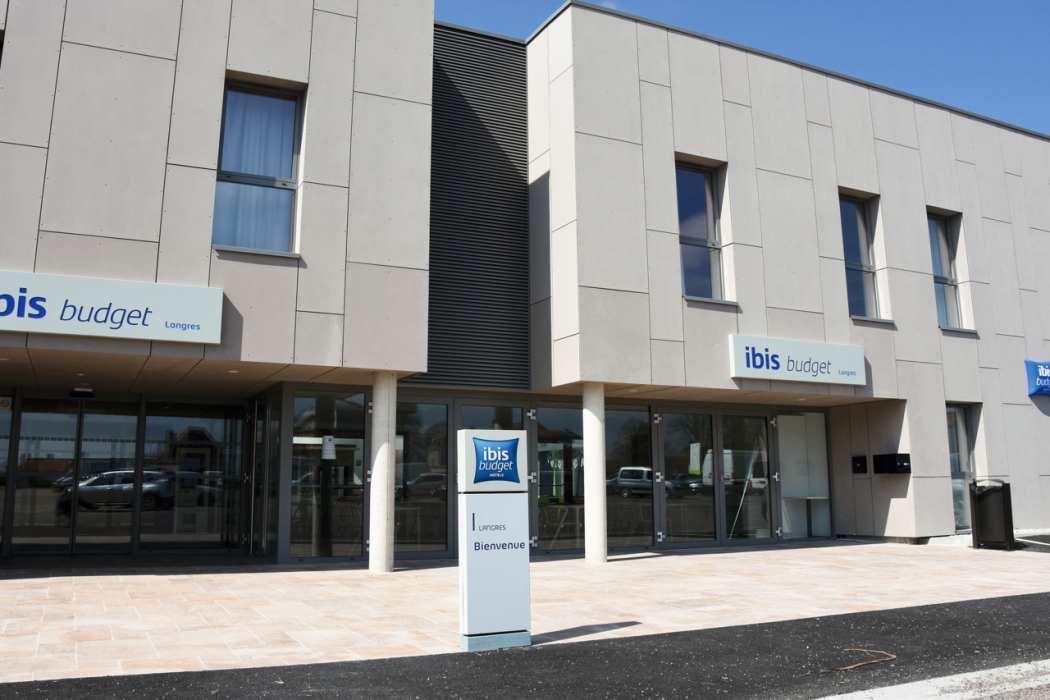 ibis budget Langres 1/52