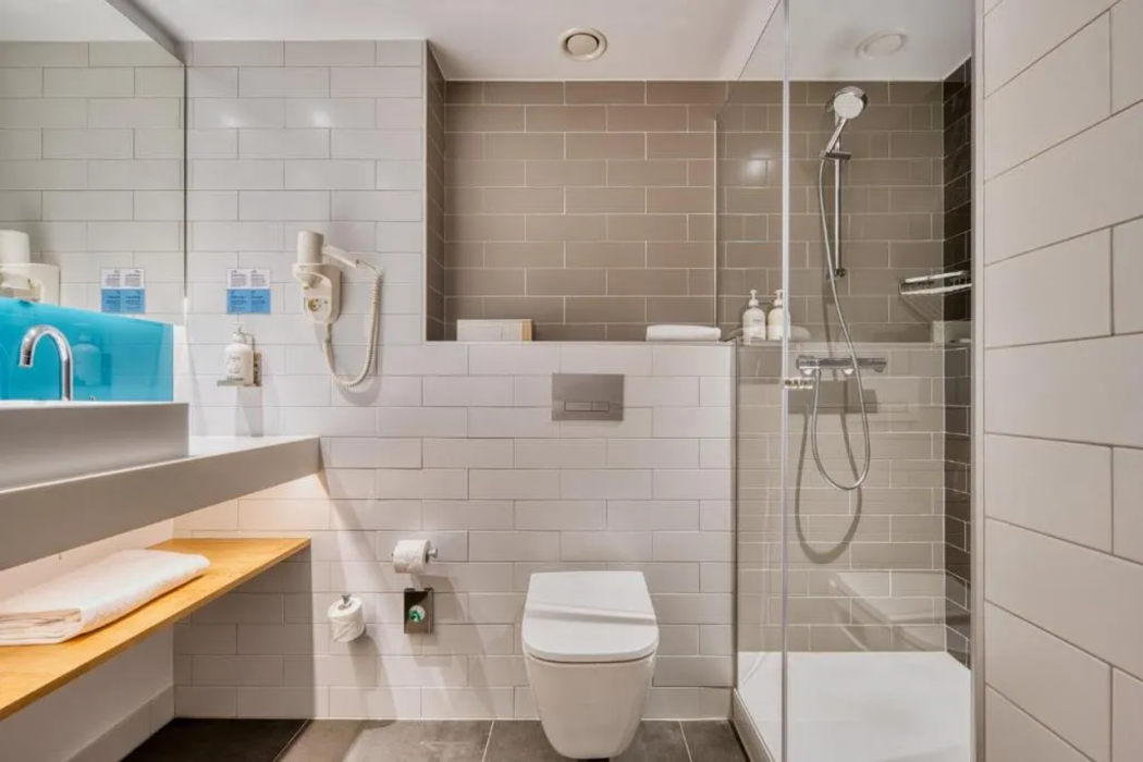 Holiday Inn Express Madrid Airport 10/40