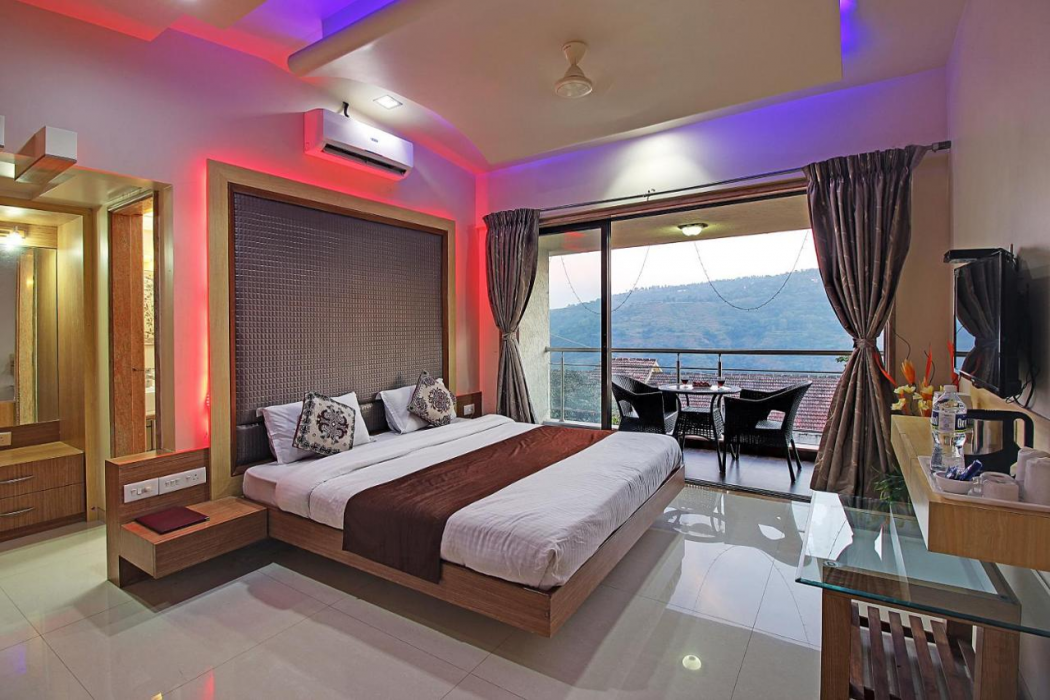 Sterling Panchgani 20/62