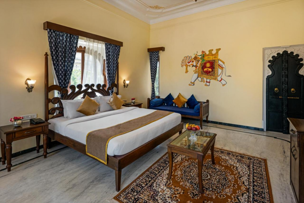 Sterling Jaisinghgarh Udaipur 10/39