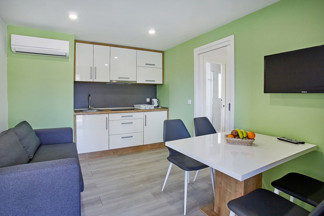 Mobile homes Terme Jezercica 8/20