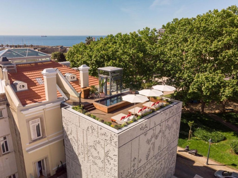 Artsy Cascais 3/83