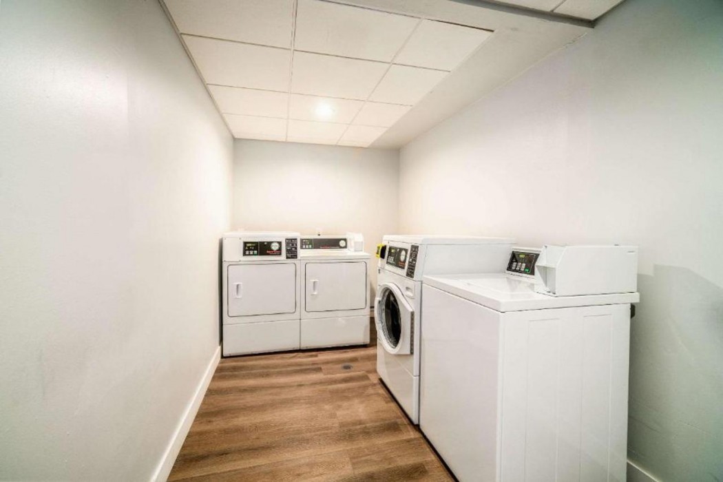MainStay Suites Moreno Valley Near March Air Reserve Base 19/23