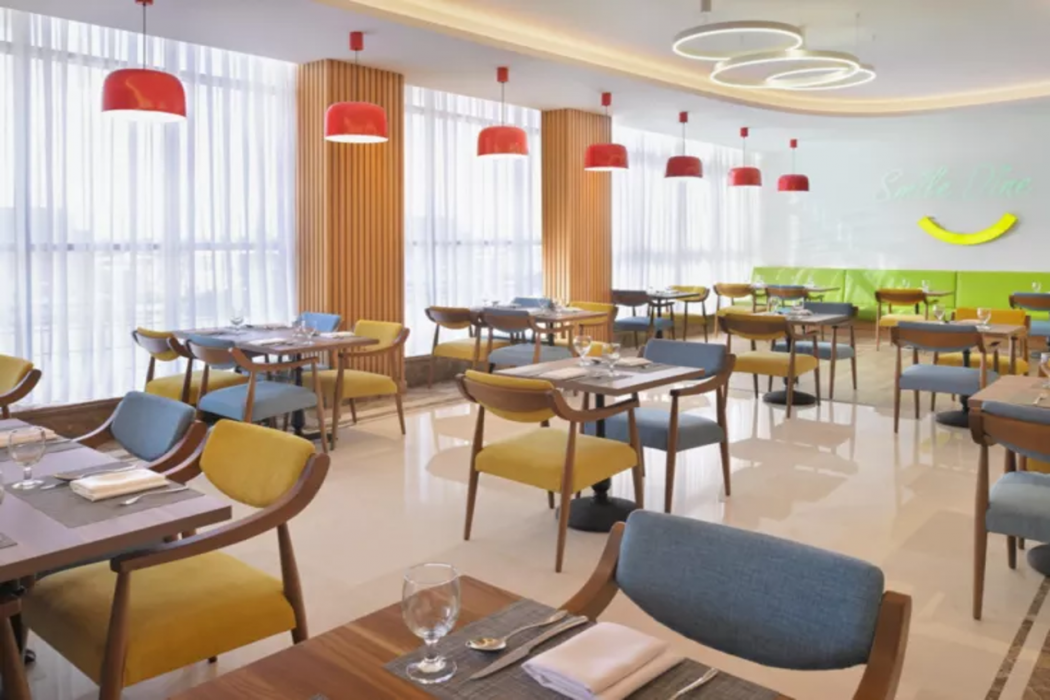 Holiday Inn Jeddah Corniche 42/52