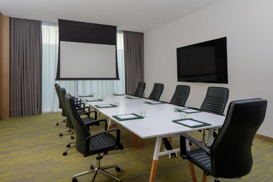 Staybridge Suites Dubai Business Bay 19/53