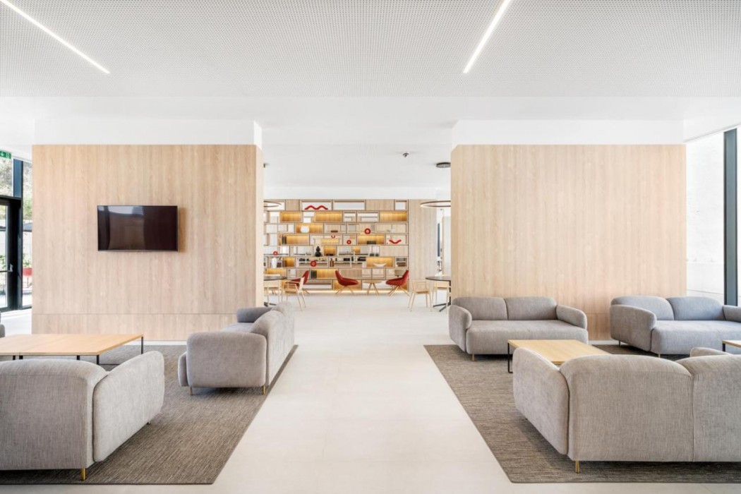 Lobby at Moov Hotel Lisboa Oriente, LISBON