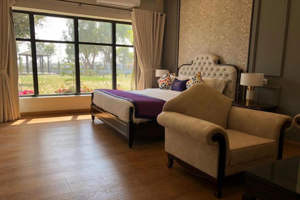 RT Grace Royal Taj Hotel Sukkur 14/58
