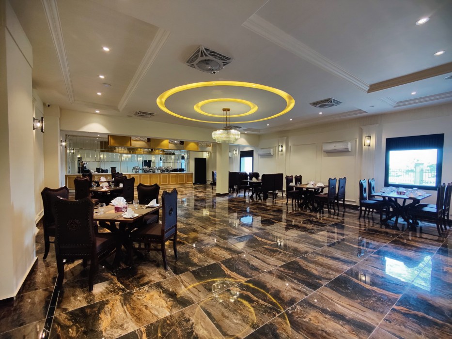 RT Grace Royal Taj Hotel Sukkur 45/58