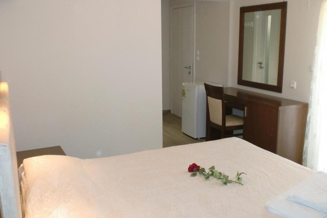 VALENA Studios Apartments 6/19