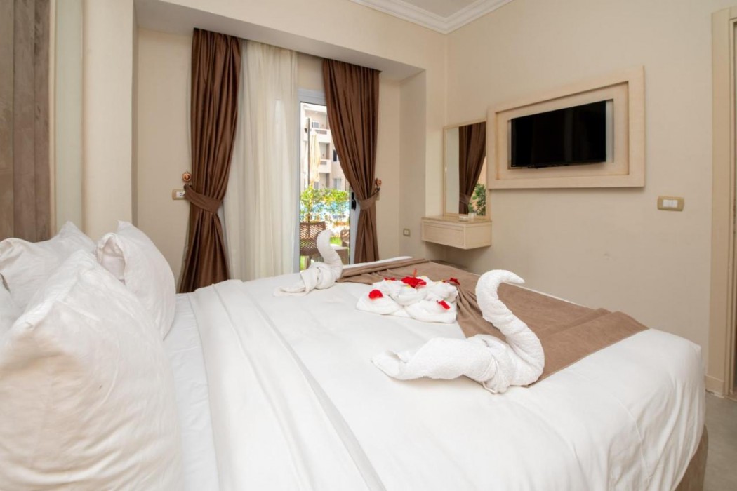 Marom Port Said Resort & Beach 7/57