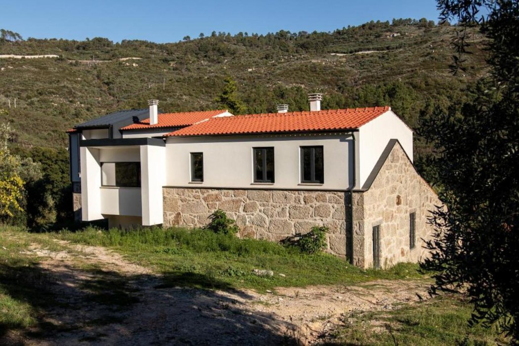 Quinta dos Sincais 3/40