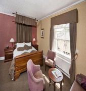 Lamb Hotel 13/29