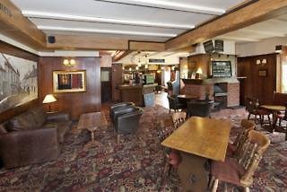 The Dartbridge Inn 8/33