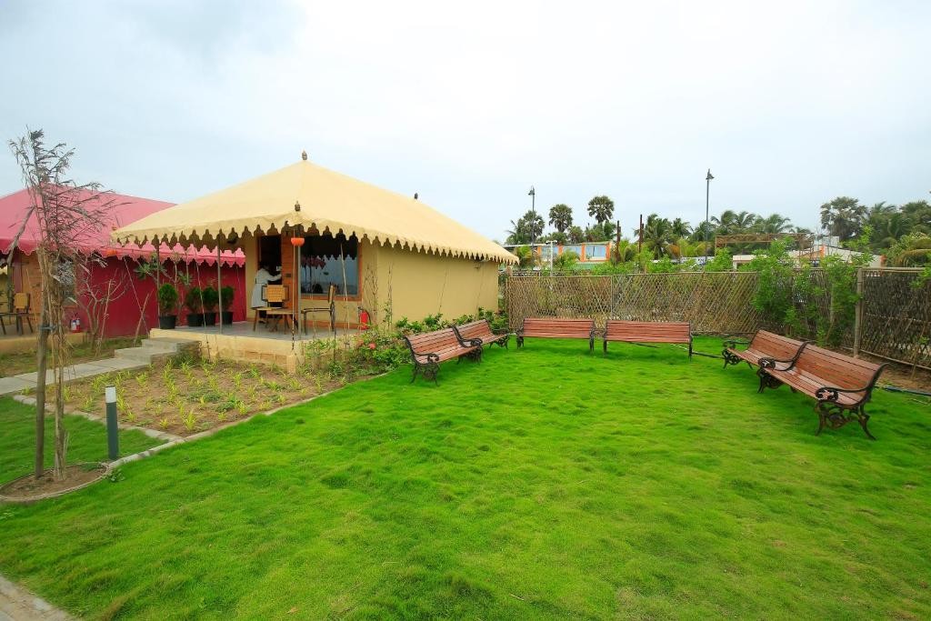 The Fern Seaside Luxurious Tent Resort, Diu in DIU