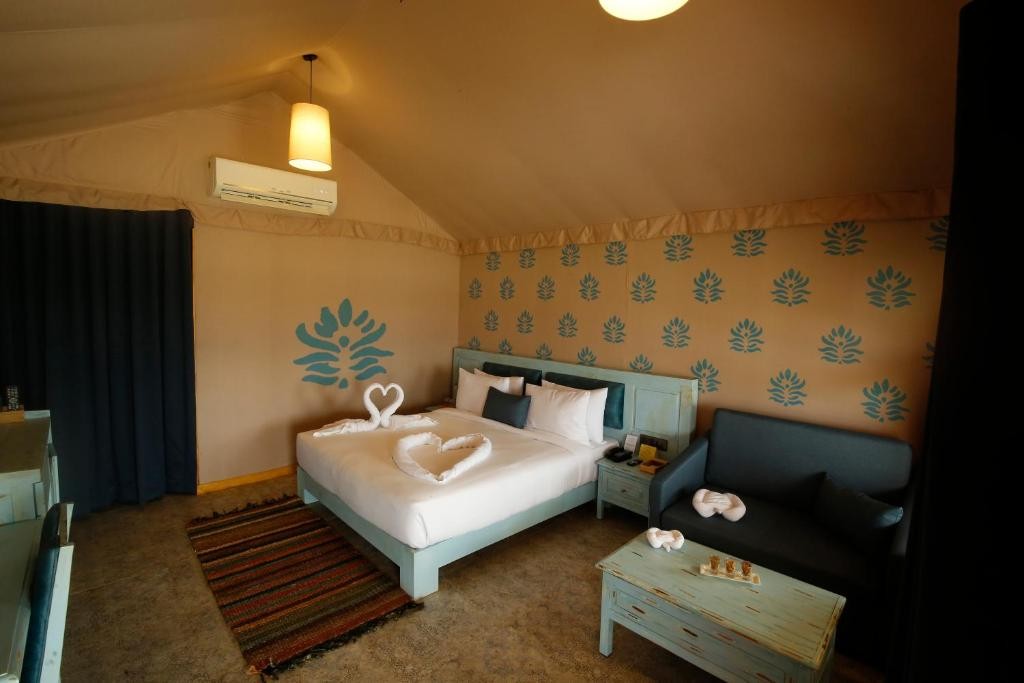 The Fern Seaside Luxurious Tent Resort, Diu 16/66