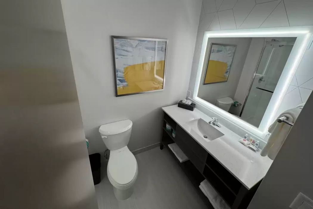 comfort inn and suites huntsville near university