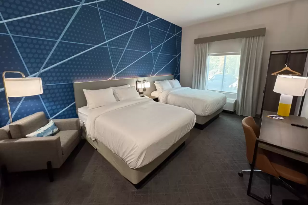 comfort inn and suites huntsville near university