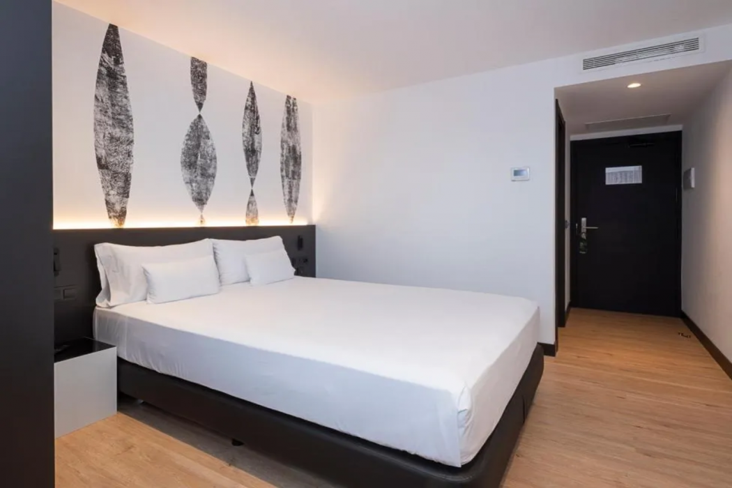 Hotel Sercotel Plana Suites 8/53