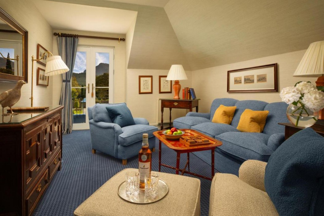 Inverlochy Castle 12/61
