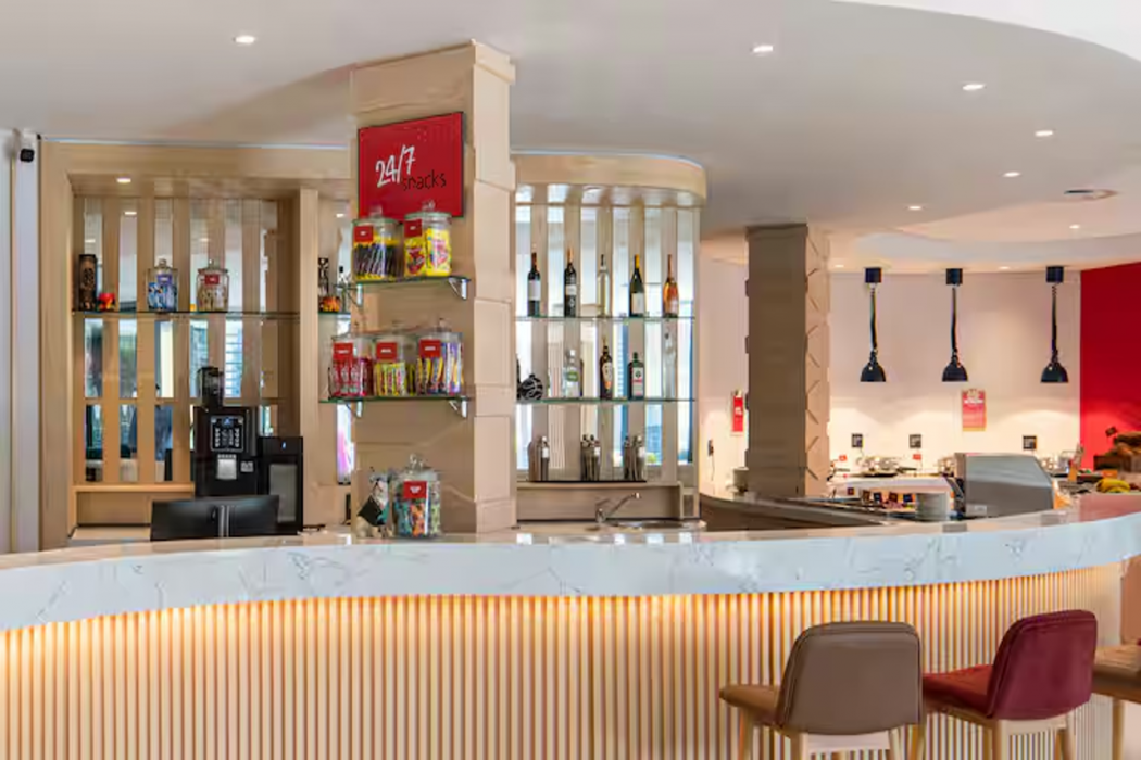 Hampton by Hilton Sandton Grayston 15/40