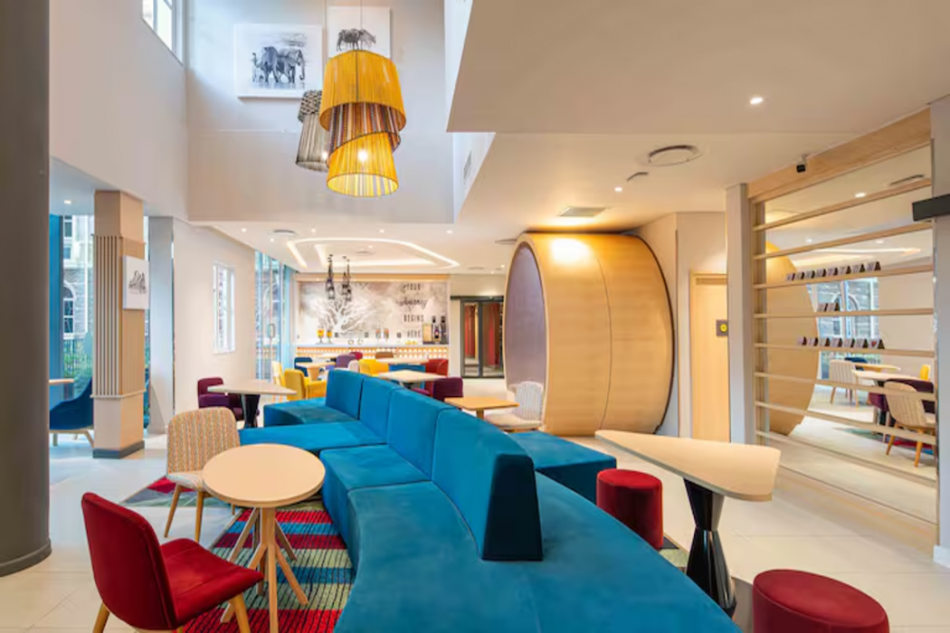 Hampton by Hilton Sandton Grayston 16/40