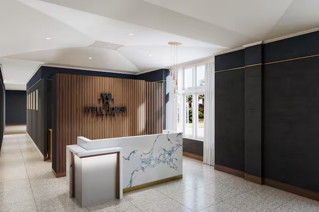 The Well House Hamilton, Tapestry Collection by Hilton 3/31