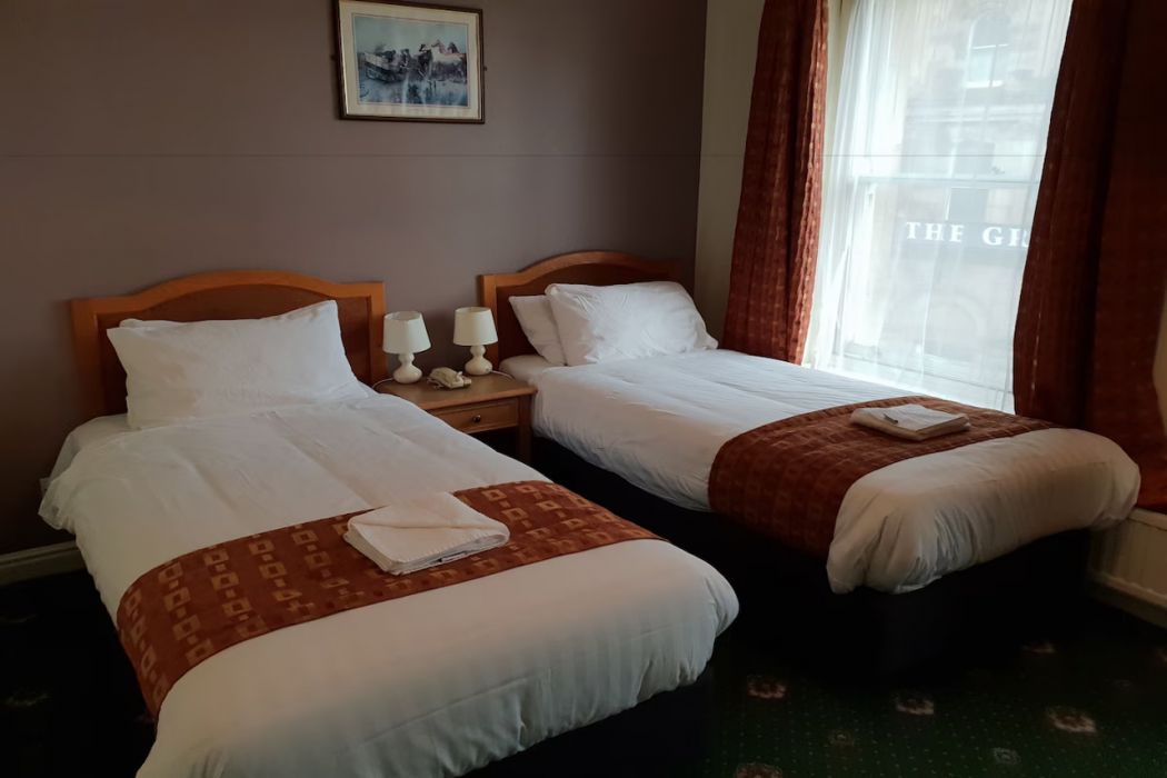 The County Hotel 12/62