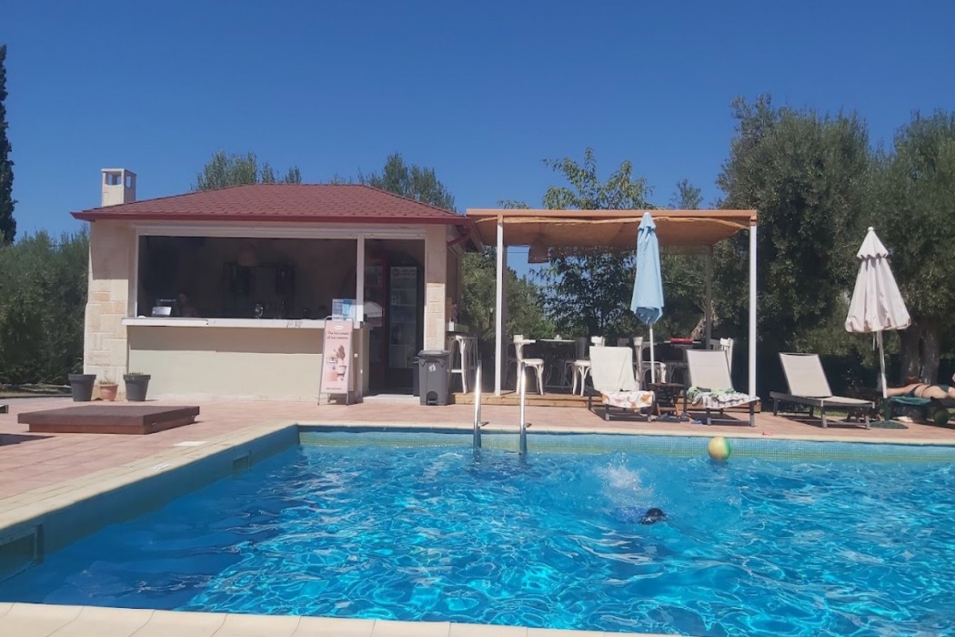VILLA ILIOS PEFKOHORI 26/31