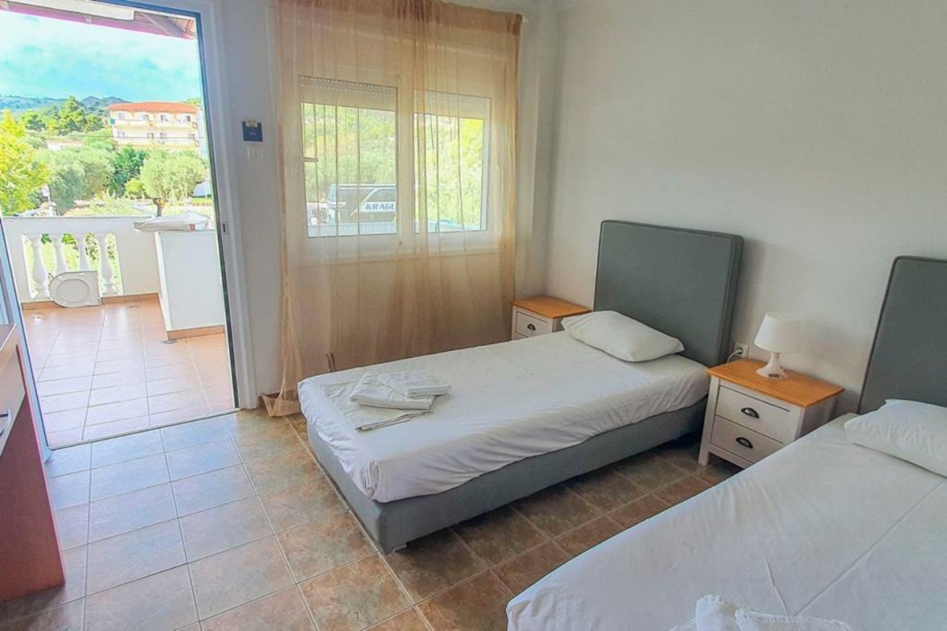 VILLA ILIOS PEFKOHORI 12/31