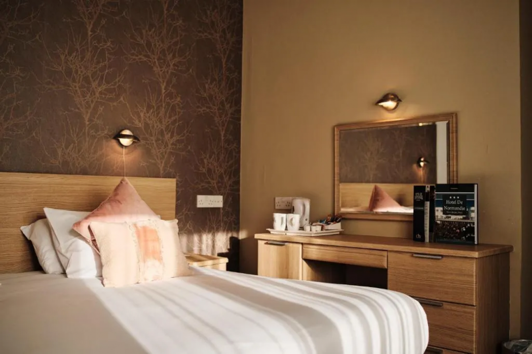 Hotel De Normandie 8/60