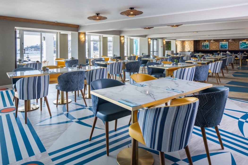 Golden Sands Hotel 15/16