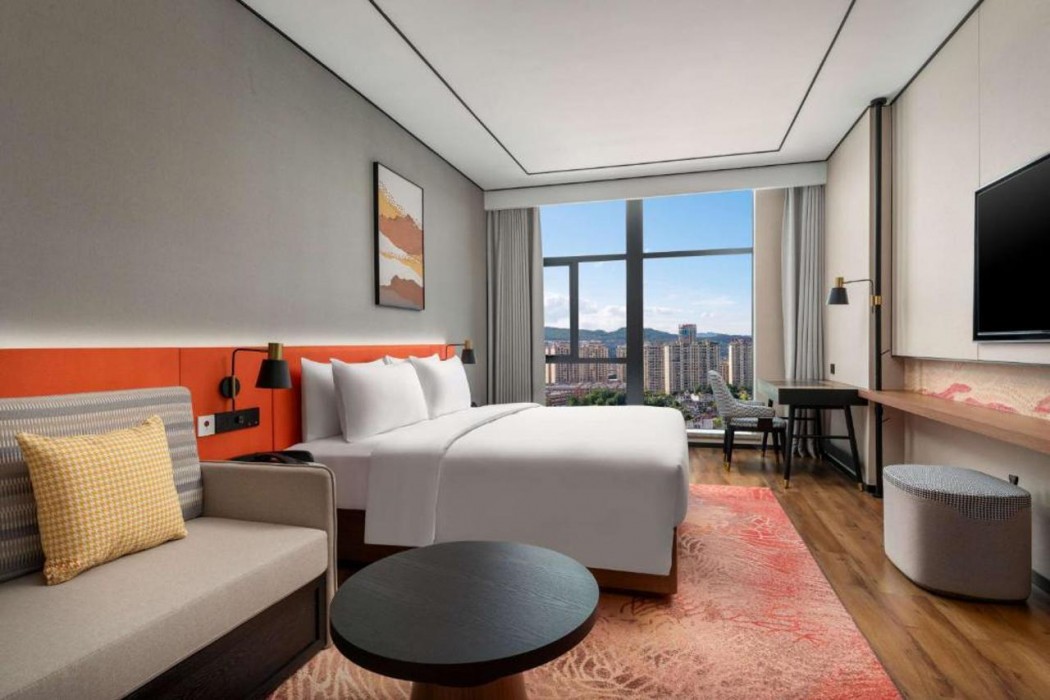 Hilton Garden Inn Xingyi Wanfenglin 10/20