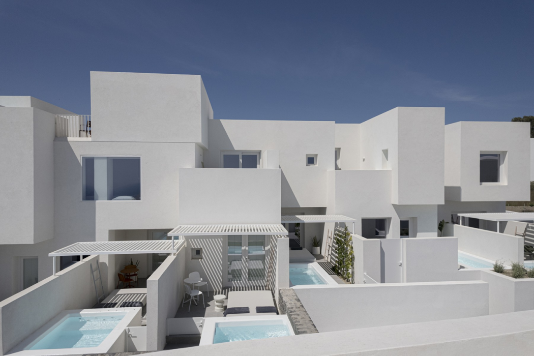 NEO SUITES in SANTORINI