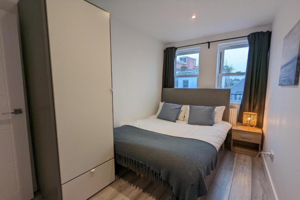 Hounslow Central Apartments 3/40