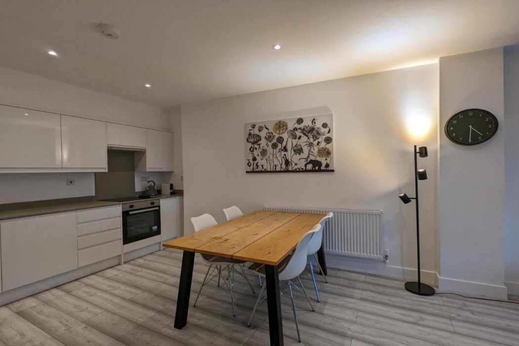 Hounslow Central Apartments 20/40