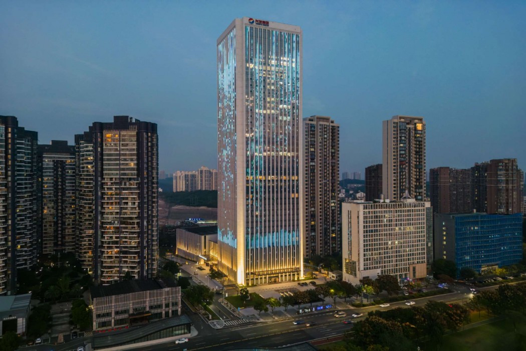 Grand Mercure Yichang Waitan 1/72