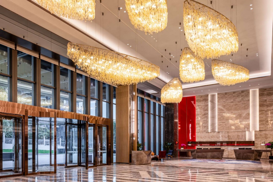 Grand Mercure Yichang Waitan 10/72